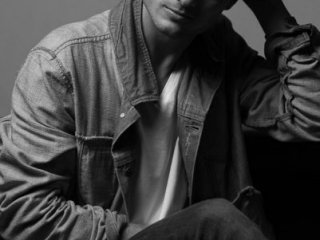 Men's black and white fashion Portrait